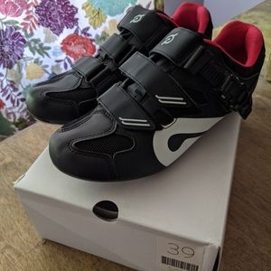 Peloton Shoes size 39
